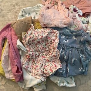 Baby girls 0-3 month clothing bundle